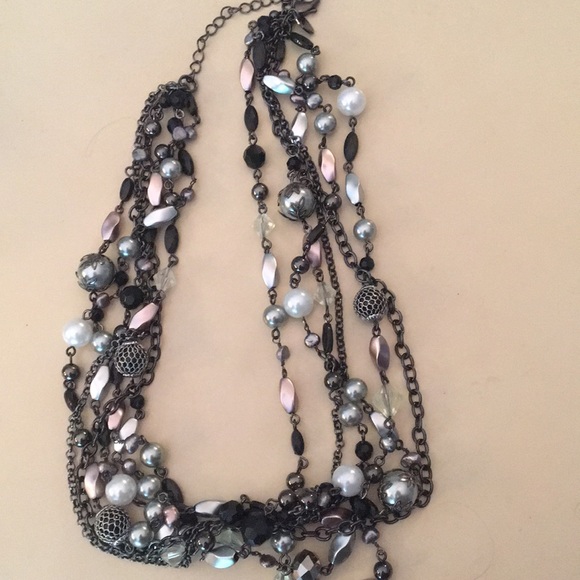 Lia Sophia Jewelry - “Katie” lia Sophia necklace Lia Sophia Jewelry - “Katie” lia Sophia necklace